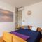 Golden View Apartment