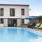 Cozy Home In Marquixanes With Private Swimming Pool, Can Be Inside Or Outside - Marquixanes