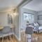 Updated Livermore Apartment with Private Deck!