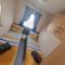 Inviting 3-Bed Caravan in Porthcawl - Porthcawl