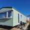 Inviting 3-Bed Caravan in Porthcawl - Porthcawl
