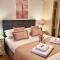 PENDERI HOUSE Usk with Cymru Holidays
