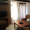 CONFORTABLE, BRIGHT, WELL LOCATED APARTMENT