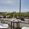 Carcavelos Surf Beach House