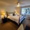 Sonoma Creek Retreat NEW LISTING