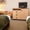 Comfort Inn & Suites Airport Convention Center