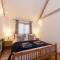 Somerset Country Escape - Luxury barns with hot tubs - Hatch Beauchamp