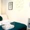 Flat 12A - Central, modern, bright apartment with free wifi - Oban