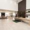 Holiday Inn & Suites Detroit - Troy by IHG