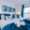 Pristine 2-bed house in Chester by 53 Degrees Property, ideal for Families & Small groups, Great Location - Sleeps 6 - Hough Green