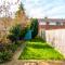 Pristine 2-bed house in Chester by 53 Degrees Property, ideal for Families & Small groups, Great Location - Sleeps 6 - Hough Green