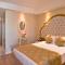 Oz Hotels Side Premium
