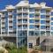 ☆Airliedise☆HOT TUB suite☆5min walk 2 Port of Airlie/Ferry terminal☆WiFi☆Netflix☆NO Hills