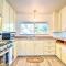 Furnished Deck and Fire Pit Sherwood Forest Cabin - Twain Harte