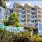 ☆Airliedise☆HOT TUB suite☆5min walk 2 Port of Airlie/Ferry terminal☆WiFi☆Netflix☆NO Hills