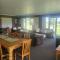 Misty Peaks Guesthouse