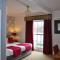 The Beaufort, Raglan