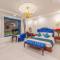 WHITE HOTEL
