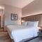 Holiday Inn Express & Suites - Columbus - Worthington, an IHG Hotel - Columbus