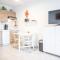 SUN7 STUDIO -FACE PLAGE- WIFI-PARKING -PISCINE - TOP PROS SERVICESConciergerieLaGrandeMotte