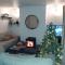 Two Sails Brixham - Spacious modern family seaside home - parking - wood-burner - dog friendly