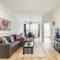 Bright and Spacious 2 Storey - 2BR Apt close to Parks and King street!