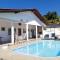 CASA JACUÍ A 350 METROS DA PRAIA