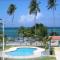 3Bedrm Beach Penthouse with Rooftop Terrace & WiFi