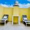 3Bedrm Beach Penthouse with Rooftop Terrace & WiFi