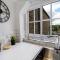 Comfy Dales holiday base on Market Place of historic market town