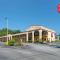 Econo Lodge Inn & Suites