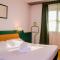 West Point Airport Hotel