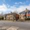 Queens Road 2 Bed apartments Central Richmond