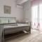Villa Botzi-The house on the hill
