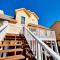 Sunny Delight - Sleeps 10 - Generous Space!