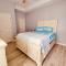 Sunny Delight - Sleeps 10 - Generous Space!