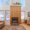 Year-Round Base w/ Balcony & Mtn Views in Driggs!