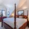 Year-Round Base w/ Balcony & Mtn Views in Driggs!