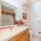 Year-Round Base w/ Balcony & Mtn Views in Driggs!