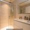 Sunset Ocean View Apartment mit Parking