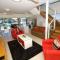 Beachside Magnetic Harbour Apartments