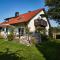 Top 98 qm Ferienwohnung im Allgäu, Balkon und Parkplatz
