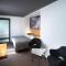 Zoom Hotel