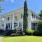Bama Bed and Breakfast - Wisteria Suite - Tuscaloosa