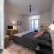 Luxurious private garage apartment in the heart of Annecy