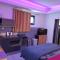 Hostal 170 Room 14 Service Appartement - 勒唐蓬