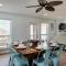Island Escape - Gulf Access and Pet Friendly - Plus AMAZING views from the CROWS NEST! home - Дофин-Айленд