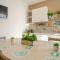 Barracos House