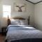 Rustic 2 bedroom Cabin 20 mins from Calamus Res. - Taylor