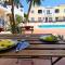 Marias Holiday House - Communal Pool